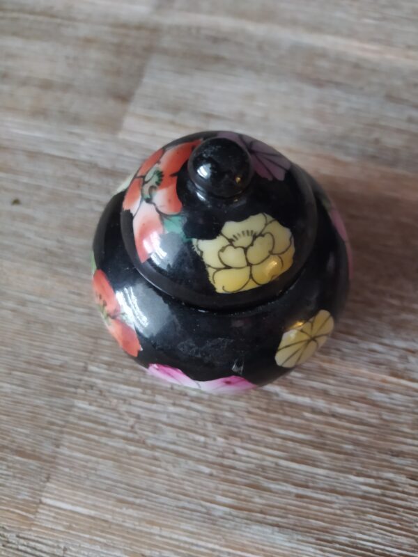Mini Boite en Porcelaine Motifs Fleuris – Image 4