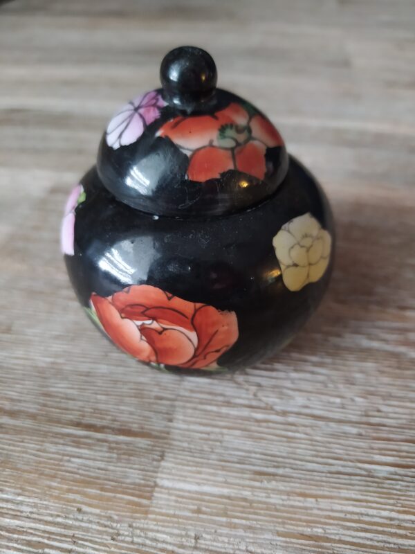 Mini Boite en Porcelaine Motifs Fleuris – Image 3
