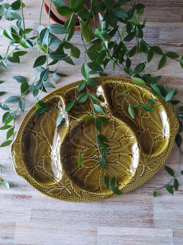 Plat en porcelaine de Gien kaki vintage brocadabra