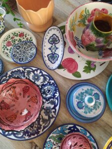 Lire la suite à propos de l’article Art de table dépareillé…