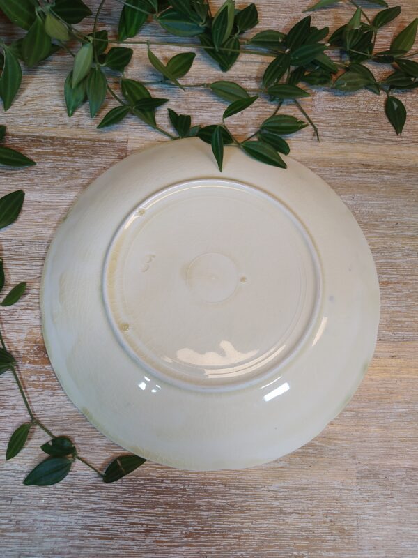 Assiette en Barbotine et Motifs Raisins – Image 5