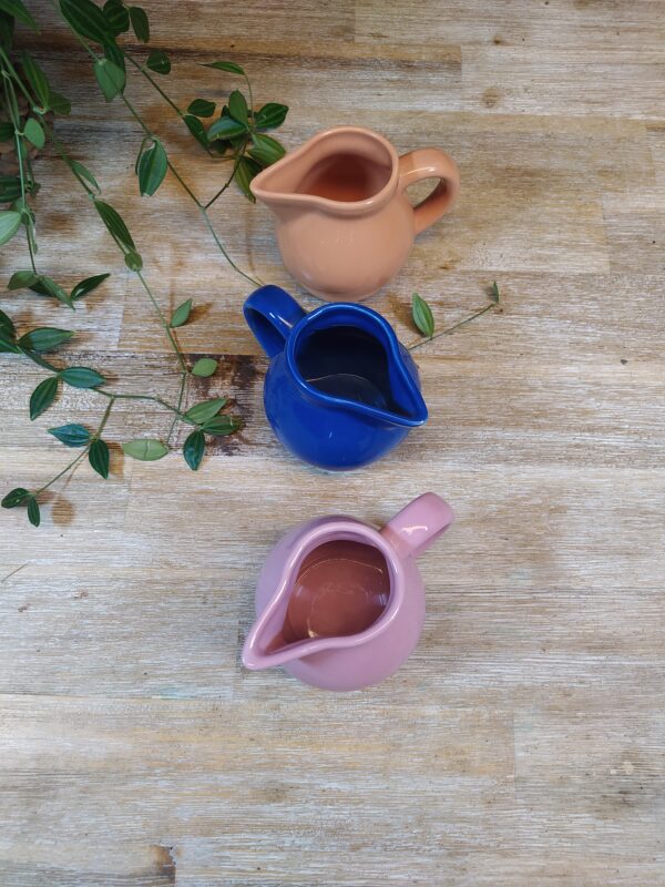 Assortiment de Pots à Lait Pastels – Image 3
