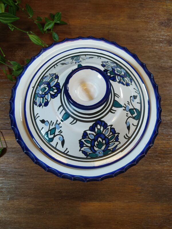 Tajine à Motifs Fleuris en Camaïeu Bleu et Vert – Image 2