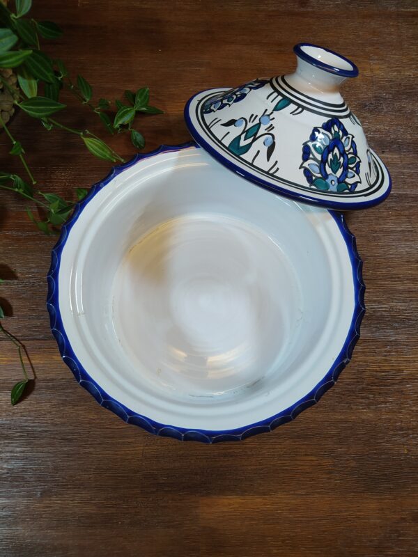 Tajine à Motifs Fleuris en Camaïeu Bleu et Vert – Image 5