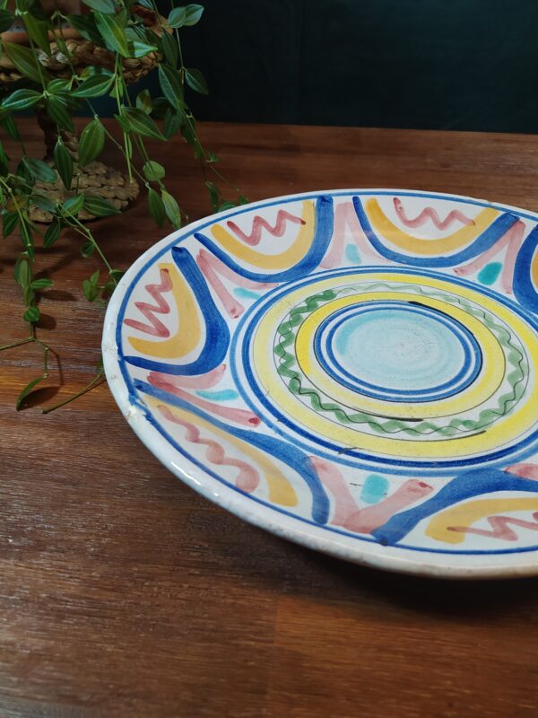 Assiette de Présentation XXL Motifs Cerclés Multicolores – Image 5