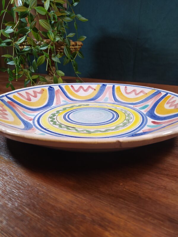 Assiette de Présentation XXL Motifs Cerclés Multicolores – Image 6