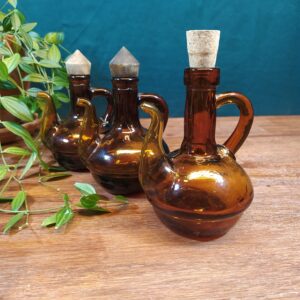 Mini Carafes/Flacons en Verre Ambré Vintages Huilier Vinaigrier ou Autre