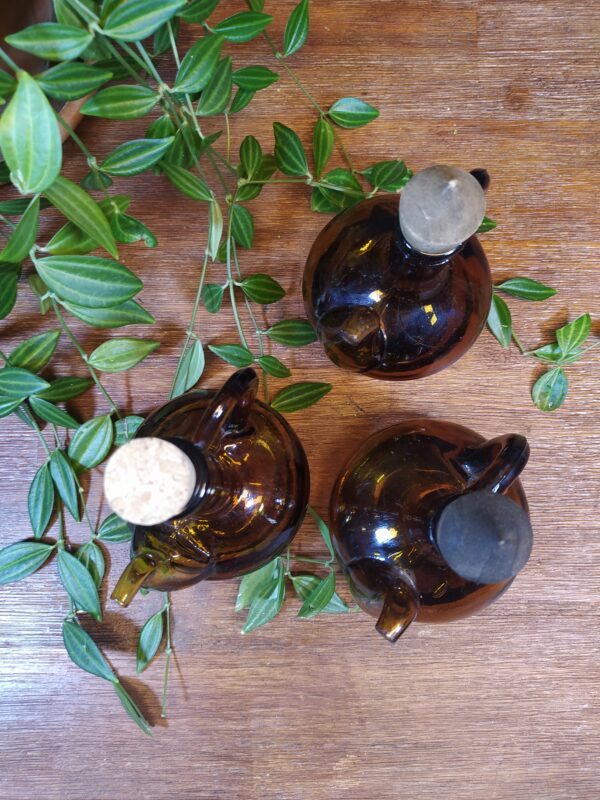 Mini Carafes/Flacons en Verre Ambré Vintages Huilier Vinaigrier ou Autre – Image 16