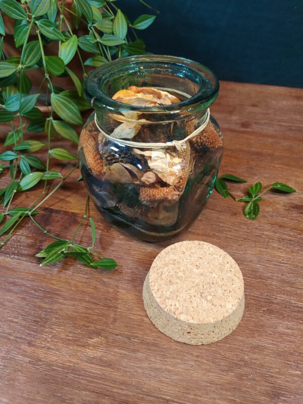 Bocal en Verre Vintage avec son Bouchon en Liège et Pot Pourri – Image 7