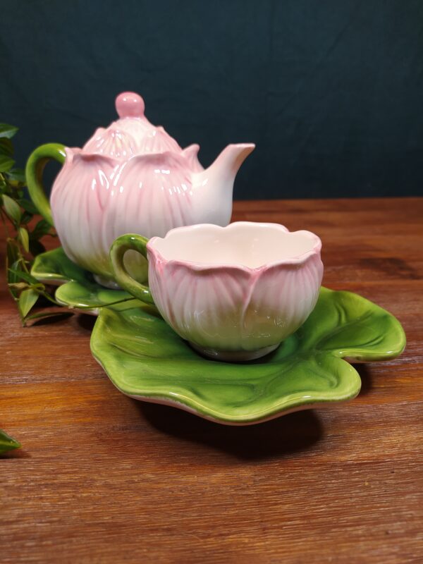 Service à Thé en Céramique Vêtue de Vert et Rose – Image 9