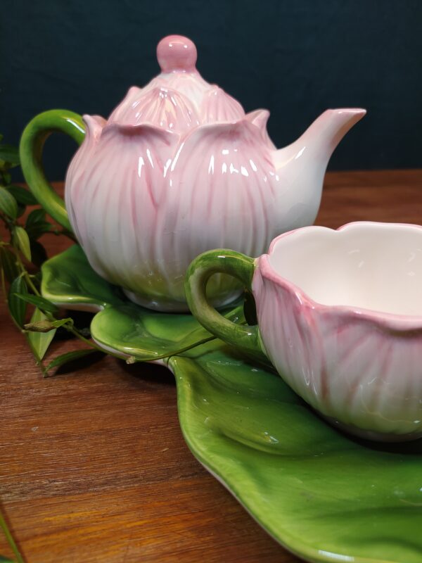 Service à Thé en Céramique Vêtue de Vert et Rose – Image 10