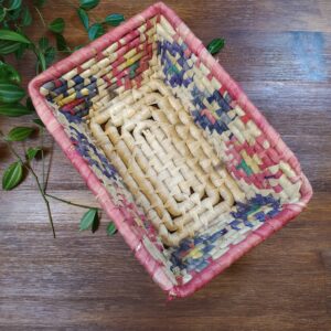 Petit Panier en Jacinthe d’eau Pastel