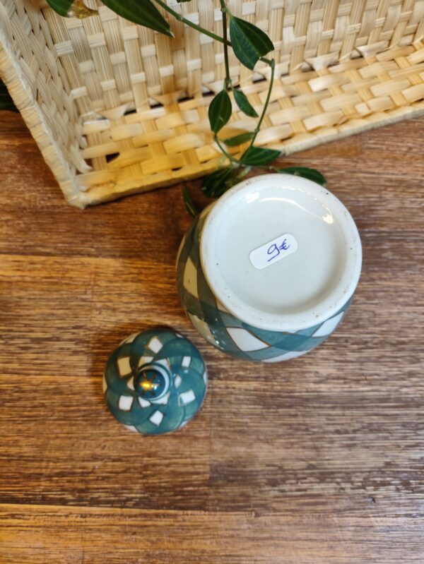 Petit Pot à Gingembre en Céramique à Carreaux – Image 15