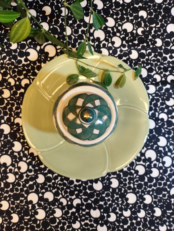 Petit Pot à Gingembre en Céramique à Carreaux – Image 3