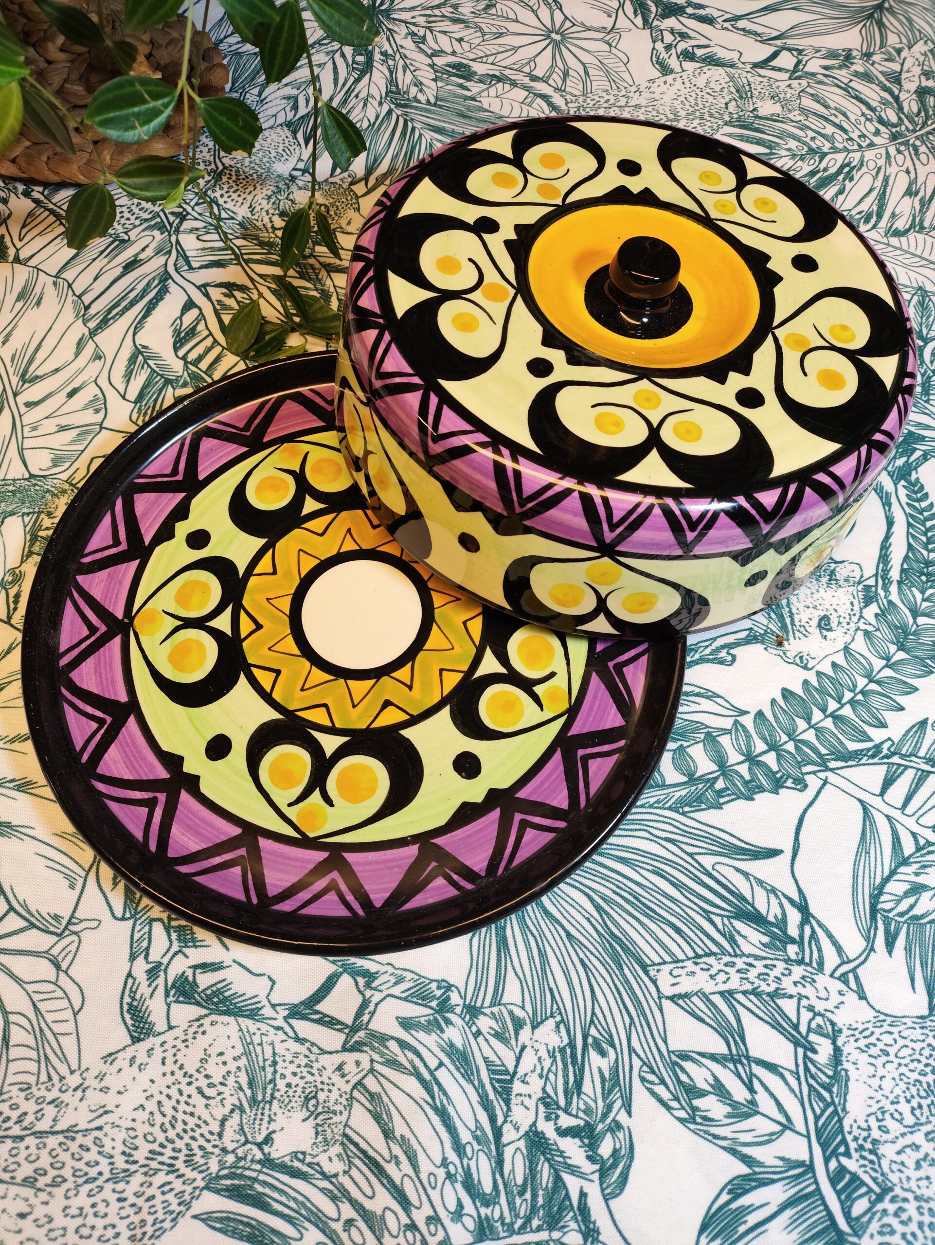 Assiette et Cloche en Céramique Vintage Saint Jean de Bretagne