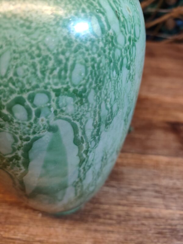 Vase en Céramique Effet Nacré Vert Pastel – Image 6