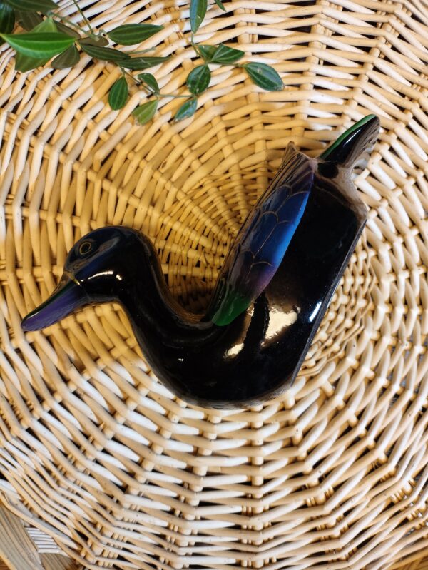 Canard Décoratif en Bois et Résine Bleu Vert et Violet – Image 11