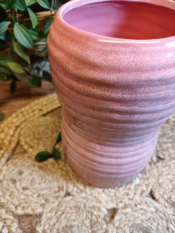 Vase En Céramique Cerclé Rose Saumon – Image 4