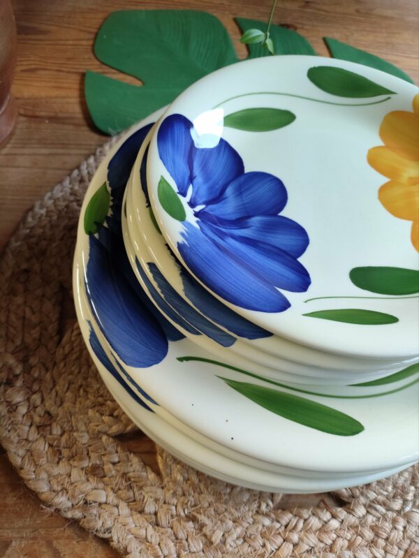 Service de Table 9 Assiettes Fleuries – Image 9