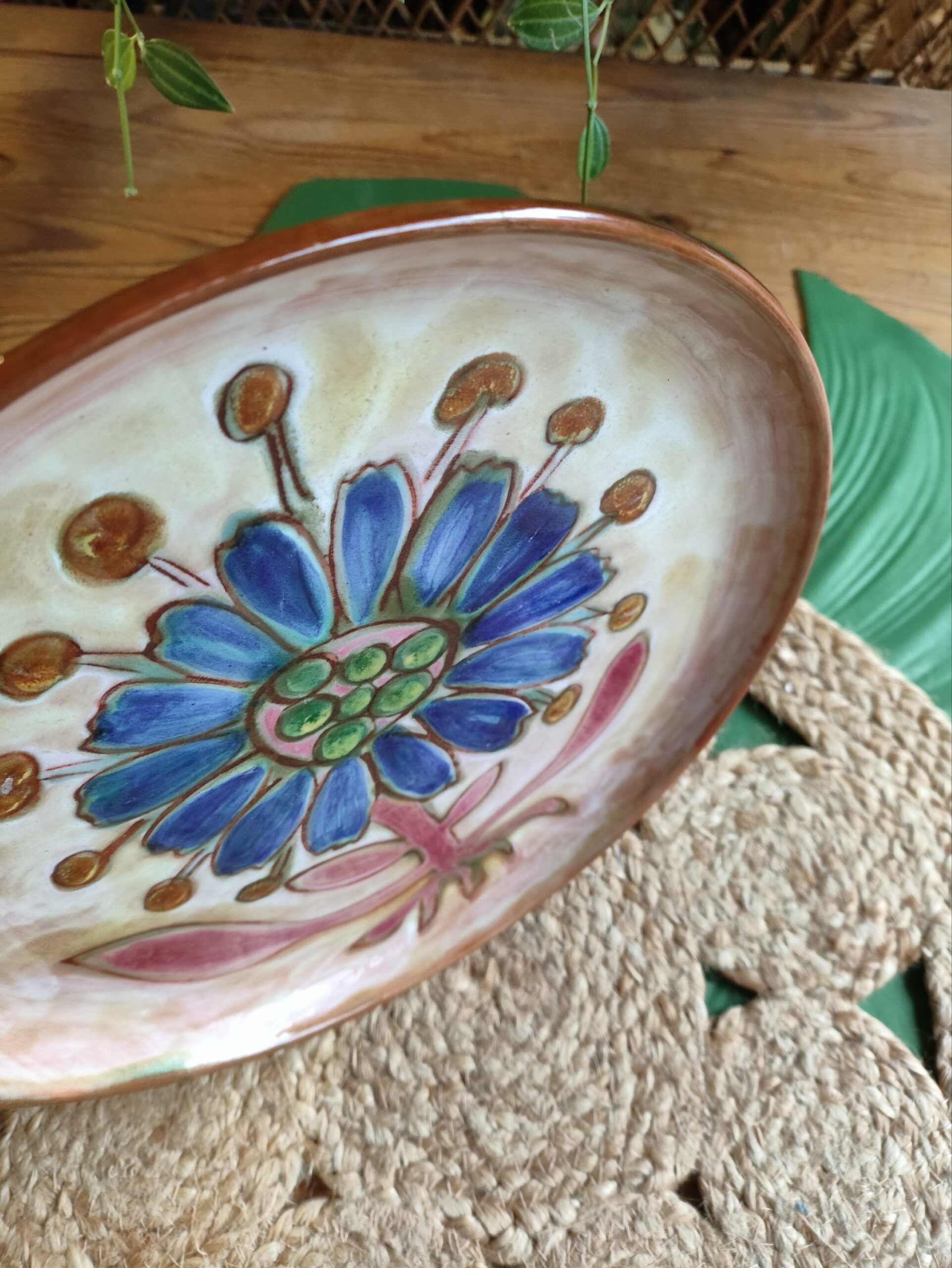 Assiette Artisanale Fleurie – Image 2