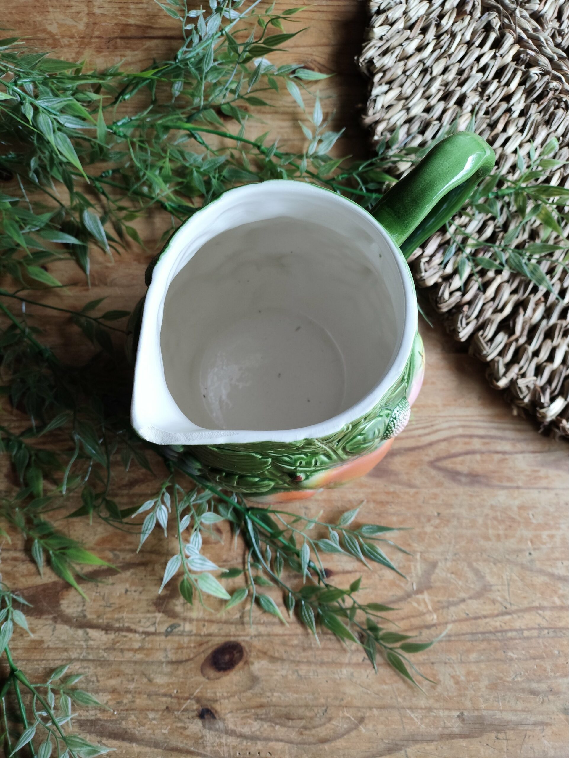 Pichet Barbotine Motifs Fruits – Image 5