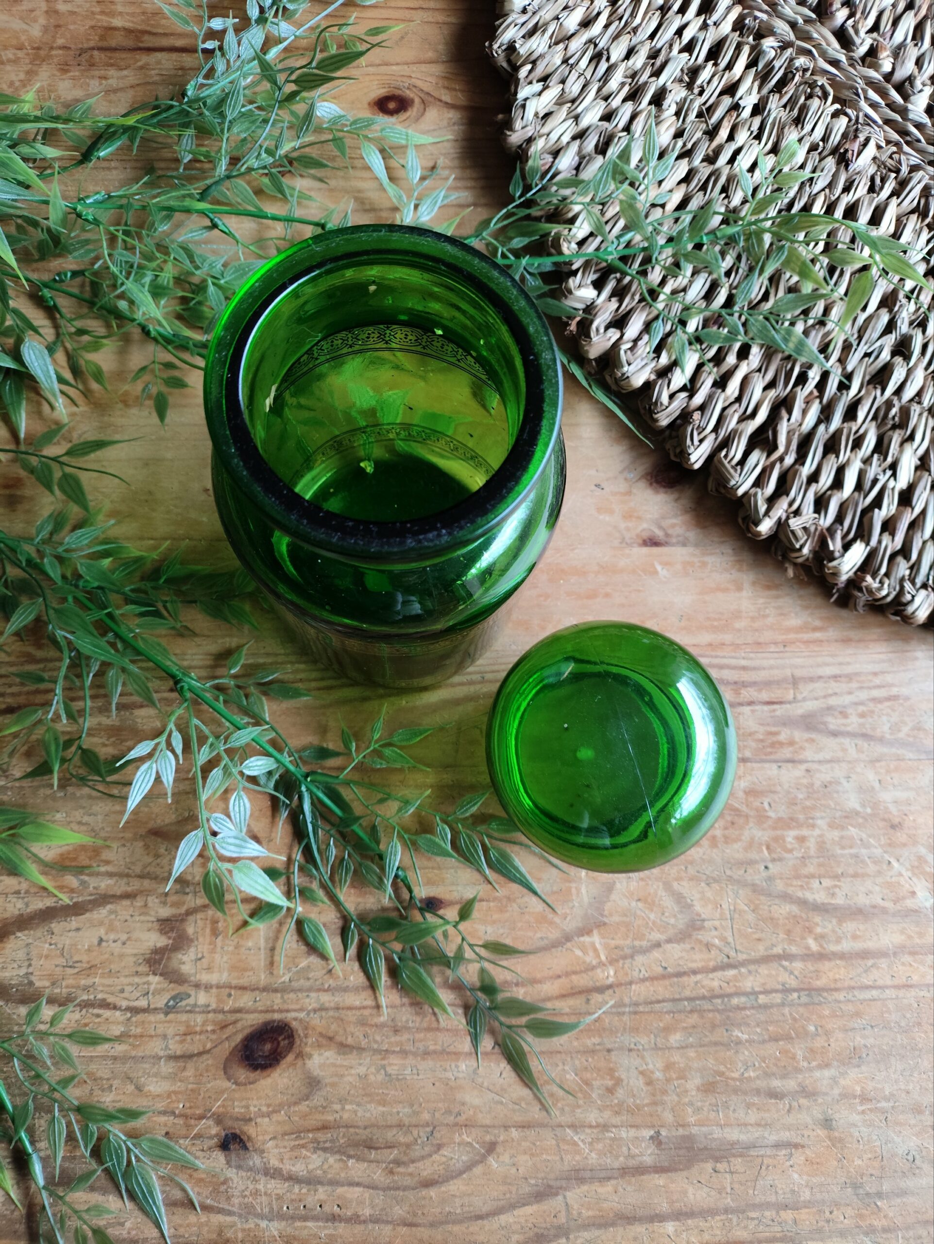 Pot Apothicaire en Verre Vert – Image 3