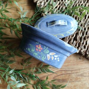 Terrine en Grès Bleu à Fleurs