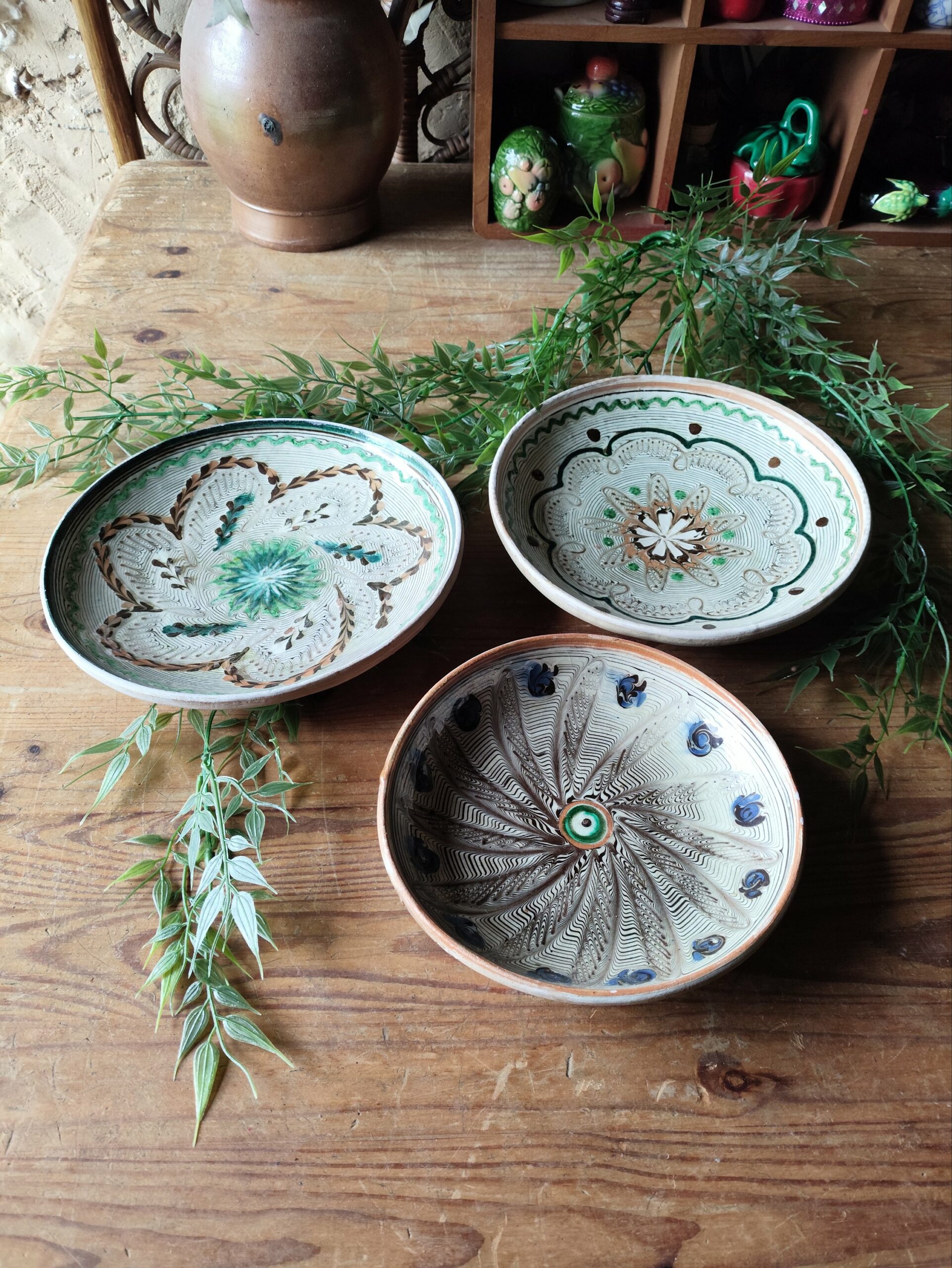 Trio Assiettes Folkloriques – Image 2