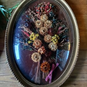 Cadre Bombé Fleurs Séchées Marron